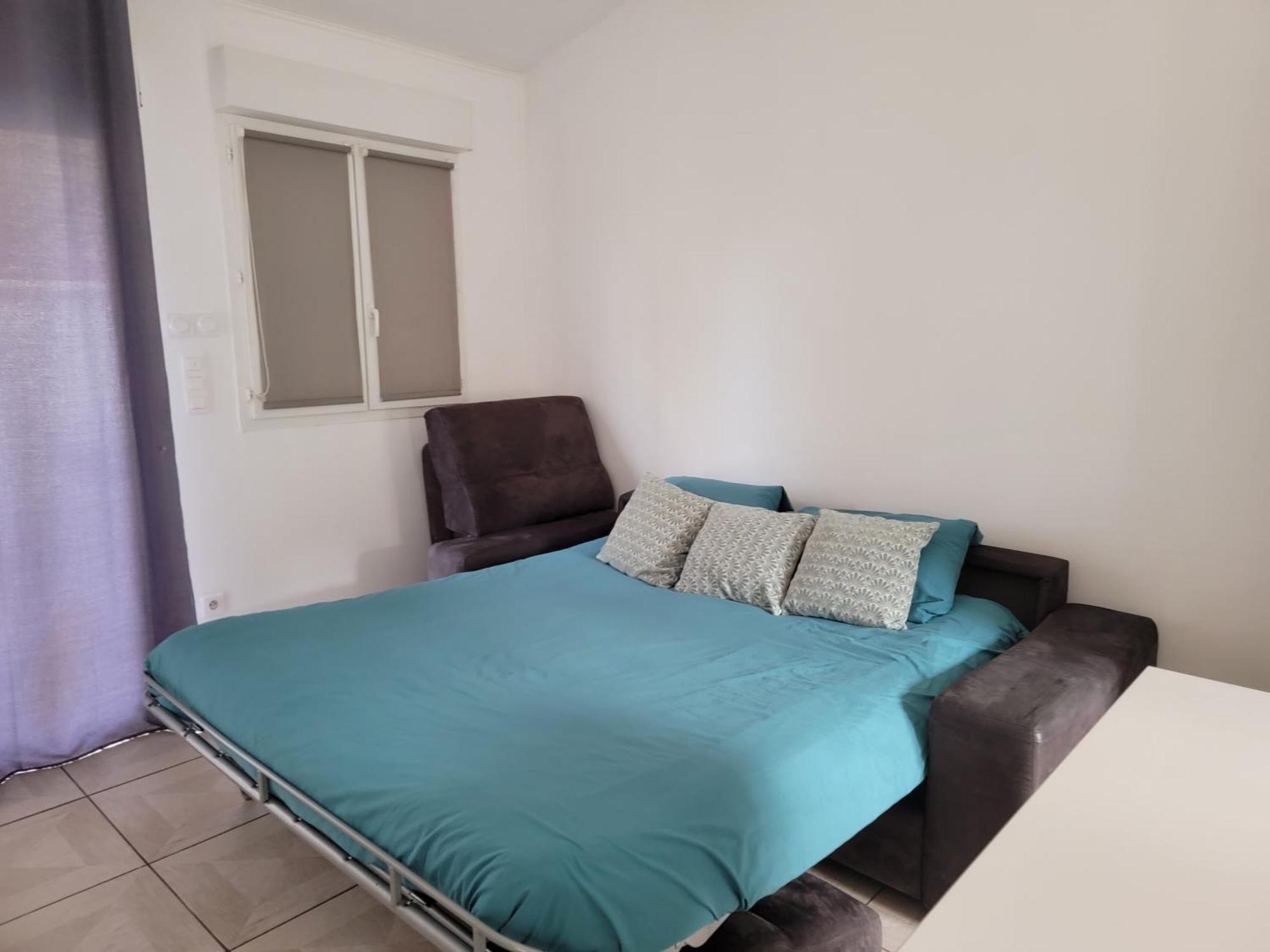Casa Leone 83 Apartment Sollies Pont Bagian luar foto