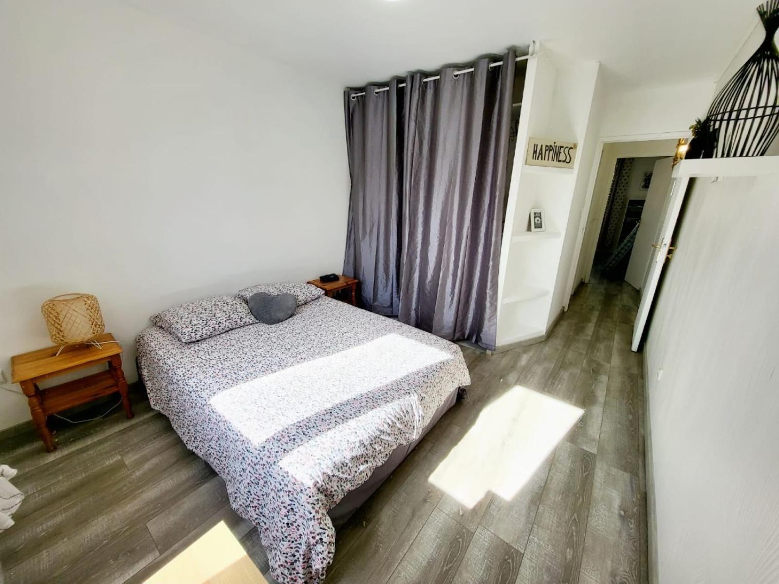 Casa Leone 83 Apartment Sollies Pont Bagian luar foto